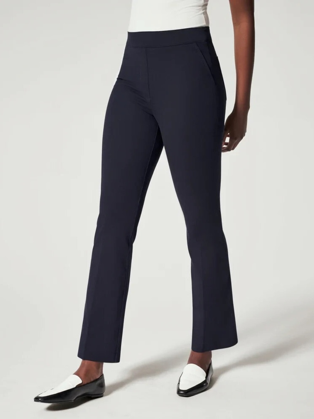 SPANX Navy Pull-On Straight-Leg Ankle Pants